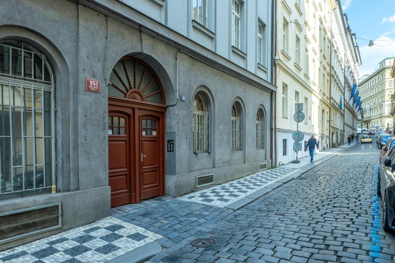 Spacious 3 Bedroom Apartment In The Heart Of Prag Exterior foto